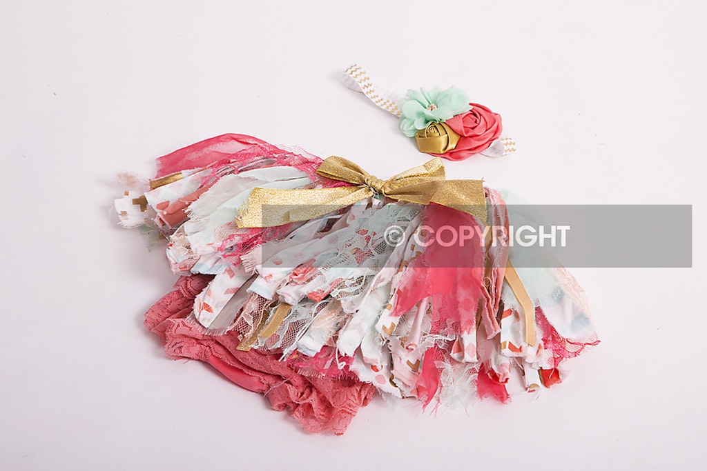 Images Unleashed Photography Cake Smash outfit 022